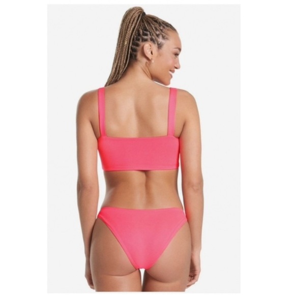 Maaji Fuchsia Dianthus Danzel Reversible Bikini Top. - Picture 3 of 8